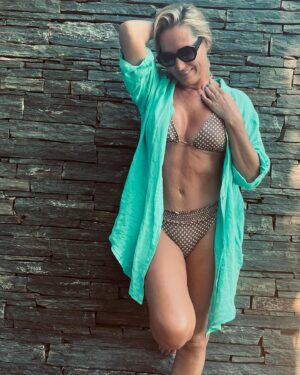 Fernanda Serrano Instagram - Photoshoot at the end of the day… by Miss Caetana #family
