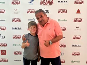 Fernando Mendes Instagram - Aqui ficam algumas Fotos do público de ontem. Grato pela vossa presença 🙏

TEMPO - Teatro Municipal de Portimão 
“Insónia” – Dias 1, 2 e 3 de Agosto de 2024 – 22h
Portimão - Inserido na programação do Humor.PTM – Festival de Comédia de Portimão 2024

Bilhetes à venda na BOL ou na bilheteira do TEMPO, de terça a sábado entre as 13h00 e as 18h00 e em noites de espetáculo até ao seu início. BOL - Insónia - Portimão
Humor.PTM - Festival de Comédia de Portimão’24
AZul - Rede de Teatros do Algarve - @
#FernandoMendes #Portimão #VisitPortimão #Algarve #VisitAlgarve #Teatro #humorptm 
#FestivaldeComédiadePortimão2024 #Insónia #UmEspetáculoParaBrincarComCoisasSérias #TeatroMunicipaldePortimão #RoberoPereiraAutor #Teatro #Humor #BOL #tempoportimao