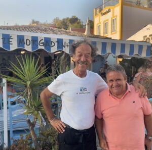 Fernando Mendes Instagram - Com o simpático Tó Zé, no Restaurante @ze.morgadinho1890 , em @freguesia_de_alvor - @portimaooficial 

“Insónia” – Dias 1, 2 e 3 de Agosto de 2024 – 22h, em
Portimão - Inserido na programação do Humor.PTM – Festival de Comédia de Portimão 2024 - @tempoportimao 

Bilhetes à venda na @bolpt ou na bilheteira do TEMPO, de terça a sábado entre as 13h00 e as 18h00 e em noites de espetáculo até ao seu início. BOL - Insónia - Portimão
Humor.PTM - Festival de Comédia de Portimão’24
AZul - Rede de Teatros do Algarve - @
#FernandoMendes #Portimão #VisitPortimão #Algarve #VisitAlgarve #Teatro #humorptm 
#FestivaldeComédiadePortimão2024 #Insónia #UmEspetáculoParaBrincarComCoisasSérias #TeatroMunicipaldePortimão #RoberoPereiraAutor #Teatro #Humor #BOL #tempoportimao