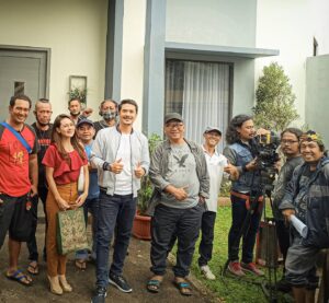 Ferry Ixel Instagram - Indahnya kebersamaan dalam berkarya.. Makasih banyak om @setiadi9647 yg udah kasih ilmu dalam beracting dan ilmu tentang kehidupan.. Moga kita bisa ketemu lagi untuk membuat sebuah karya