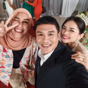 Ferry Ixel Instagram - Selalu semangaat berkarya ketemu mereka lagi di judul baru Suara Hati Istri☺☺☺