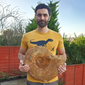 Fiann Smithwick Instagram - Which is better, the ammonite or the t-shirt?
🐚👕🦖
The ammonite is from the Middle Jurassic Inferior Oolite of the Jurassic Coast. The t-shirt was a birthday present so I don't know where it was from! 
👕🦖🎁
#fossil #fossils #art #geology #palaeontology #paleontology #paleo #curiosity #ancient #history #collect #collection #animal #animals #evolution #science #museum #jewel #collecting #treasure #ammonite #ammonites #trex #shell #shells #pet #minerals #crystal #dinosaur #age