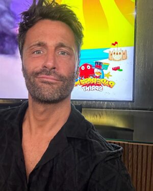 Filippo Bisciglia Instagram - … faccia da penultima puntata 😏… CI VEDIAMO TRA POCOOOOOOOOOOO … collegati ???
……. e ricordate … DOMANI PUNTATA FINALE … 🔥🌴 #temptationisland #mediaset #paperissimasprint #noiconvoi #voiconnoi