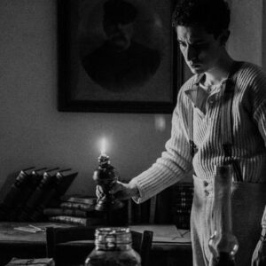 Filippo Scotti Instagram - “L’orto americano” - Pupi Avati 
Viaggio inaspettato, abitato da tanto amore. 
Film di chiusura, fuori concorso, dell’81esima edizione del Festival di Venezia. 

Foto di @elenrizzoni