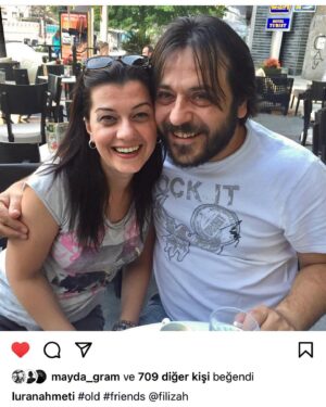 Filiz Ahmet Instagram - Işıklar içinde ve huzurla uyu Lulim,arkadaşım,abim,meslektaşım,sırdaşım ve,ve,22yıl bitmez..şimdi keşke daha okadar ve keşke,keşke,keşkeyle kalıyor insan 😔#luranforever ♾❤️