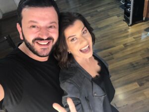 Filiz Ahmet Instagram - #tbt @armendramadani #artfashion 💇🏻‍♀️