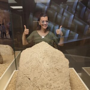 Filiz Ahmet Instagram - Birth give woman -Neolitic age 12000BC
Urfa Man statue-Neolitic age 9000-10000BC
T columun-neolitic age 12000BC Göbeklitepe
Totem limestone-Neolitic age
Snake head of statue-Neolitic age
King Nabonid Relief Inscription-Basalt-Iron age( BC6th-5,the century BC)