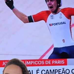 Filomena Cautela Instagram - 1ª Medalha de ouro! 💥 Zimbora! Senhores institucionais PONHAM OZÓLHOS NISTO! Imaginem o que fariam os nossos atletas se tivessem apoio suficiente...parabéns a todos, que vida de dedicação inspiradora a vossa. 🤍
