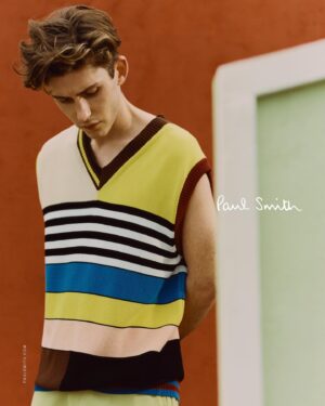 Fionn O'Shea Instagram - I’m so delighted to be part of the @paulsmithdesign SS22 campaign and to have worked with such a lovely team !! X

#PaulSmithSS22

@paulsmithdesign 
@jackdavisonphoto 
@mumford_matt 
@ganio 
@nellkalonji 
@alicekpk 
@marimarilondon 
@niamhquin 
@pebblesnails 
@claire.byrne.london 
@joemercerholland.film 
@holmesproduction 
@christopher_cowan