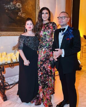 Florencia de la V Instagram - Postales de una noche de celebración 🍾 

#GalaParati