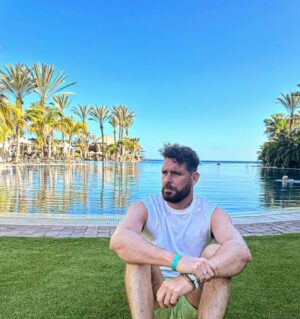 Fran Antón Instagram - Una tarde de relax 

#costamelonera