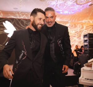 Fran Antón Instagram - Dar las gracias a @jordidalmaucostura y a @sedka_novias por vestirnos tan guapos y originales para la celebración 

@sedka_novias 
@jordidalmaucostura 

#F&K #diainolvidable 

Fotos @tommy_estudio_fotografia