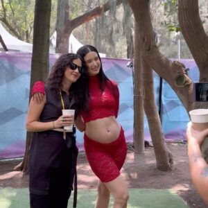 Francisca Valenzuela Instagram - baby tiene nuevas madrinas y son lo más🧚‍♀️✨✊💥💕🐣 celebrando el poder femenino en cdmx el fin de semana ⚡️⚡️⚡️⚡️⚡️⚡️⚡️