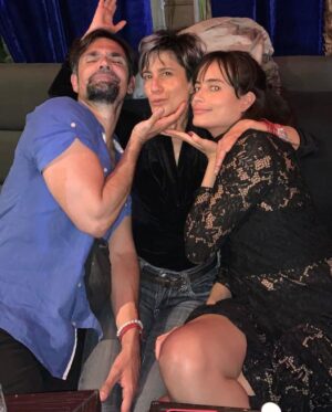 Francisco Rubio Instagram - Dentro de las Bendiciones que @bardomovie ha traído a mi Vida, se encuentra esta Maravillosa familia que se ha construido sólidamente a carcajadas, mucho Amor y compasión infinita! Gracias #amistades 
Les amo @fridastrid @montserratmaranon