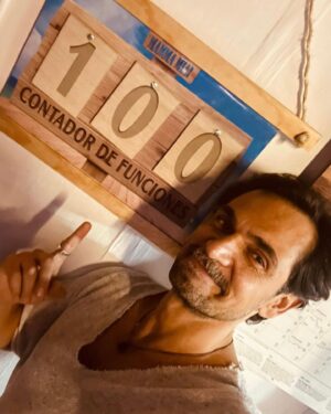 Francisco Rubio Instagram - 100 y vamos por mas…! @mammamia_mx el éxito del Verano en #cdmx @teatroinsurgentes 
Gracias siempre @tina_galindo @claudiocarrera por este hermoso viaje de Amor! Felicidades a todos y cada uno de mis compañeros y planta técnica… all we are #dancingqueens 🕺🏻🪩🕺🏻🪩🕺🏻