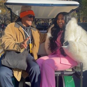 Frank Gatson Jr. Instagram - Today in NYC was like a movie. @brandy.  To see my @envoguemusic  was fun also. @officialmissrnb @terryellis @cindyherronbraggs  @sonjanorwood @syraismith.  All these amazing ladies made my Thanksgiving a blessing. I am so thankful for the love they gave me today. #macysthanksgivingdayparade
Happy Thanksgiving to Everyone 
#sharethelightsparklebrighter