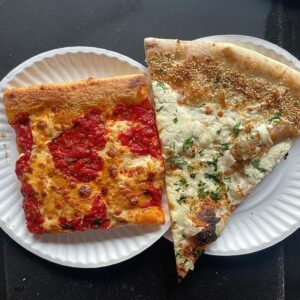 Frank Pinello Instagram - Favorite two slice combo?! 🍕 
📸 @scottspizzatours 

🍕 ⏰ Su-Thu 11a-10p | Fri & Sat till 11p
🍕 📍 33 Havemeyer St, Brooklyn 
🍕 ☎️ (718) 599-2210
🍕 📌 Tap link in bio for more locations 
.
.
#bestpizza #food #pizza #dailypizza #newpaltz #dinein #eatheworld #nycrestaurants #brooklyn #pizzapizza #lovefood #bestfood #thrillist #nypizza #🍕#eatmunchies #firstwefeast #dinein #forkyeah #williamsburg #americandreammall #eatmunchies #foodporn #newforkcity