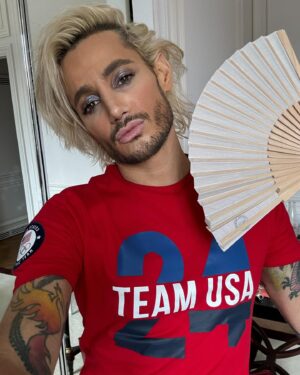 Frankie Grande Instagram - Honored to be representing the USgAy 🇺🇸✨