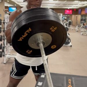 Franklin Lashley Instagram - The Answer….
#builtdifferent #lfg #itsoktobedifferent #morninggrind