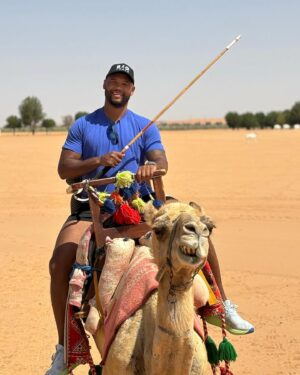 Frazer Clarke Instagram - Quick let’s both pull a funny face for the picture 

Interview on a camel in the desert done that’s one off the bucket list ✅

A beautiful morning in a beautiful country 

#saudiarabia #rhyadh_season