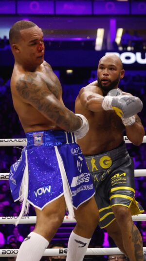 Frazer Clarke Instagram - 𝐌𝐨𝐝𝐞𝐫𝐧 𝐃𝐚𝐲 𝐂𝐥𝐚𝐬𝐬𝐢𝐜.

No two ways about it, @fabiowardley and @frazerclarke delivered a monumental effort and gave us a Fight of The Year contender last night 😮‍💨🔥

#WardleyClarke | @skysportsboxing | @peacock