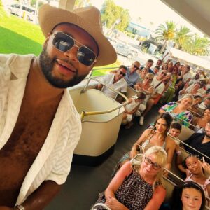 Frazer Clarke Instagram - What a day , congratulations to my brother and Laura for doing it all over again a lot of special moments with special people in the most beautiful place 🤍