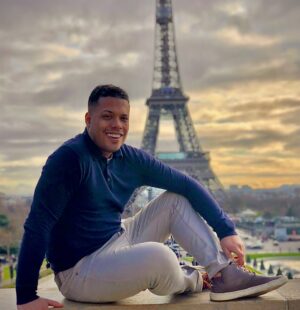 Fred Ferreira Instagram - Paris é Olímpica! Ô vontade de ir pra lá! Gostamos de repetir cidades, sim! Paris é uma delas! Já passamos por muitas aventuras incríveis aqui. De correr atrás de Pick Pocket a experimentar Scargot 🤮! E nos próximos 15 dias, bora admirar de longe a capital francesa com muito esporte!