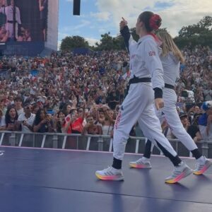 Fred Sirieix Instagram - Le Parc des Champions. Emotions et frissons. Inoubliable #paris2024 

Felicitations @lois_toulson @andreassirieix04 Merci pour cette aventure et bravo encore 🥉👏🏻👏🏻👏🏻🇫🇷