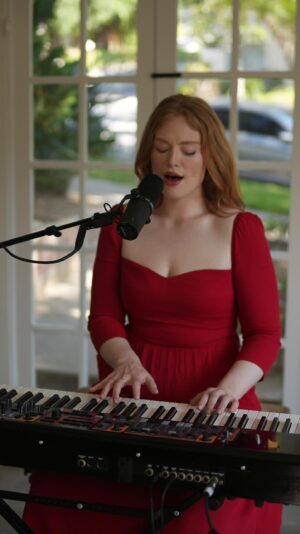 Freya Ridings Instagram - I’ve always been a massive Taylor Swift fan literally saw her first tour in London when I was 14! I’m so in awe of her songwriting always. So excited to share my cover of her song “Who’s Afraid of Little Old Me?” from TTPD. Hope you enjoy it as much as I loved singing it! 🌟🎤
