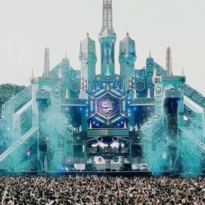 Frontliner Instagram - We rocked the Mainstage of @officialdecibeloutdoor last Saturday! Did you catch our brand new tracks? 🪐
Thank you all for your big support 🖤

#decibeloutdoor #hardstyle #bfrontliner