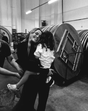Gabby Barrett Instagram - Hugs from my gal fresh off stage. The best ❤️ 
Let’s do it again tonight. ✨