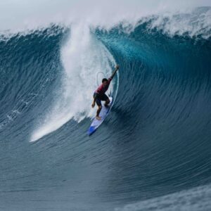 Gabriel Medina Instagram - “Tudo posso naquele que me fortalece” 🙏🏻🥷🏻 🇧🇷
Filipenses 4:13

“I can do everything through him who strengthens 
Filipenses 4:13🙏🏻🥷🏻
