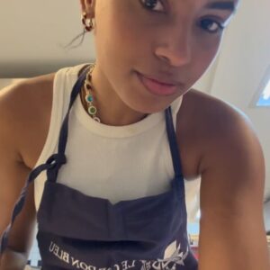 Gabz Instagram - 7 dias são só o que eu preciso 
segunda feira eu gravo sua próxima novela das 21hrs
terça eu tiro fotos 
quarta eu vou pra preparação na @lecordonbleubrasil 
quinta eu vou na preparação circense 
sexta eu gravo de novo 
sábado eu apareço pequenininha no viva e lembro que sonho isso a vida inteira 
domingo eu descanso e curto os frutos do meu trabalho ✨😮‍💨