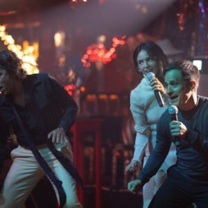Gael García Bernal Instagram - ¡Finalmente, compas y compas! Acá el primer vistazo que le pueden echar a #LaMáquina 

Estreno 9 de octubre en Hulu en Estados Unidos y en Disney  en Latinoamérica y resto del mundo.

Pocas veces he estado tan emocionado de presentar un proyecto y lanzarlo a los aires con mucho amor. Con el mismo cariño con el que lo hicimos todos y todas las involucradas. 
Próximamente más detalles… 
Si quieren más información, métanse a @vanityfair 

@diegoluna_  @hulu @lamaquinahulu @eizagonzalez  @disneyplusla @lacorrientedelgolfo @geragatica @leanhalperin @jorge_perugorria.oficial @searchlightpics