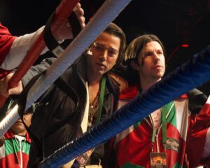 Gael García Bernal Instagram - A wild new thriller steps into the ring. Diego Luna, Gael García Bernal, and Eiza González star in the new original series, La Máquina, coming October 9 to Hulu in the U.S. & Disney  internationally!

Una nueva serie se prepara para entrar al cuadrilátero. 🥊
Aquí están las primeras imágenes de #LaMáquina, protagonizada por Gael García Bernal, Diego Luna y Eiza González. Estreno 9 de octubre en Hulu en Estados Unidos y en Disney  en Latinoamérica y resto del mundo.