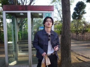 Gaku Oshida Instagram - .
遅ればせながら、27歳になりました。
当日、なかなか投稿できずすみません。
ファンの皆様からのお祝いも読ませていただきました。
友達や、仕事の関係者様も連絡してくれて嬉しかった〜。
ありがとう。
27歳も全力で生きたいとおもいます。