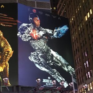 Gaku Space Instagram - Cyborg Ninja congratulates Cyborg!
Shout out to @rehsifyar for his success in Justice League as Cyborg!
I met him at AsiaPop Comicon, Manila, Philippines on August. He's one of the nicest & most humble people I've ever met. He deserves all the success & there's an amazing acting career ahead of him, no doubt!
📷: @asiapopcomicon 
#overwatch #genji #cyborgninja 
#justiceleague #victorstone #cyborg 
#rayfisher #gakuspace #borglife 
#asiapopcomicon #manila #philippines 
#actorslife #inspiration #breakthrough  #madeinhollywood #ineedtocatchup