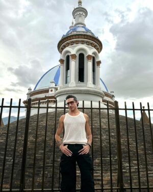 Gala Varo Instagram - Una experiencia maravillosa, llena de gente hermosa que tocó mi corazón, lugares espectaculares y comida deliciosa. Gracias Ecuador 🇪🇨 por recibirme con los brazos y corazones abiertos. Los adoro 
Todo listo para partir a Lima Perú 🇵🇪