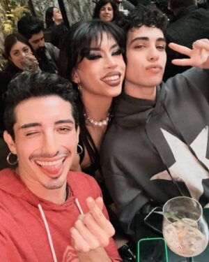 Gala Varo Instagram - Hoy inicia un gran paso en tu carrera, el inicio de puras cosas maravillosas y hermosas que mereces por el artista y ser humano tan bello que eres. Estamos muy orgullosos de ti, en esta casa cuentas con todo el apoyo del mundo. Disfrútalo mucho y que tengas un inicio y viaje lleno de éxitos. Te amo @horaciopotasio la próxima súper estrella del drag mexicano 😘