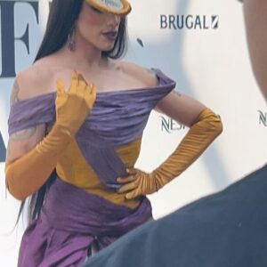 Gala Varo Instagram - MET GALA Screening party by @voguemexico 
Look: @the_weird_market