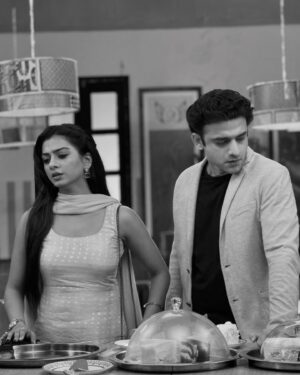 Garvita Sadhwani Instagram - Yeh rishta kya kehlata hai ❤️‍🔥
Keep watching us only on @starplus everyday 9:30PM❤️

@directorskutproduction 🧿♥️ @rajan.shahi.543 🙏
@rishimandial @raampandey30 
.
.
.
#yrkkh #starplus #tv