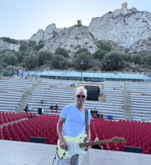 Gary Kemp Instagram - Looking forward to tonight’s show here in this extraordinary venue at Roccella Ionica. 🇮🇹 #nickmason @saucerfulofsecretsofficial #pinkfloyd #setthecontrolstour #roccellaionica