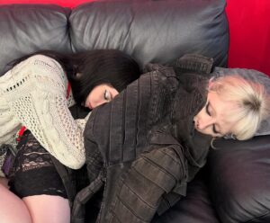 Gary Numan Instagram - Two jet-lagged baby Numan’s just before we went on stage this evening. @ravennuman @persianuman