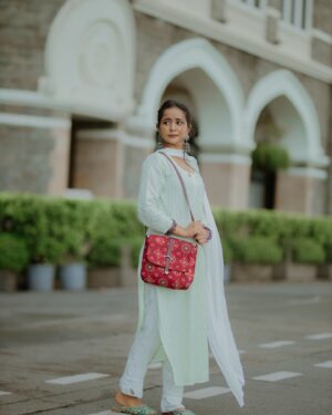 Gauri Kulkarni Instagram - Wonderland ✨💚

Dress- @lucknowi_studio_ 
P.C- @nileshsawant_photography 
Styled by- @rupalibhosle