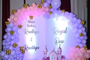 Gautam Rode Instagram - A Prince and Princess Royal Soiree .. 
The idea for the theme came from R & R’s Dadu, who, right when they came into this world, declared them his Prince and Princess , and everyone followed suit.

Thank you for bringing our theme to life @dinky_nirh @karandoshievents @dcakecreations