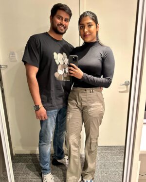 Gayathri Reddy Instagram - Friday night🎉
#dabzee #asalkolaar #pakkalocal #nammastories