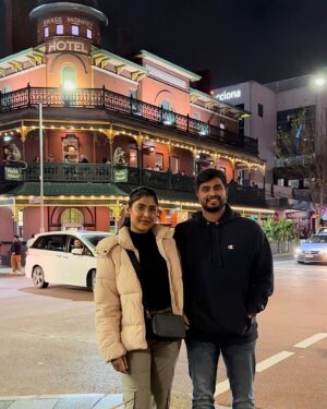 Gayathri Reddy Instagram - Friday night🎉
#dabzee #asalkolaar #pakkalocal #nammastories