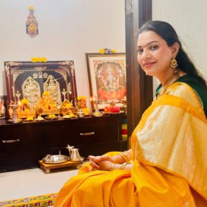 Geetha Madhuri Instagram - Vatsika Silver collections 
99.9 Pure Silver Handmade Idol Photo Frame.

Phone number:  91 63602 88513 /  91 62818 14398

Location : Road no 82, Jubilee Hills, Film Nagar, Hyderabad.