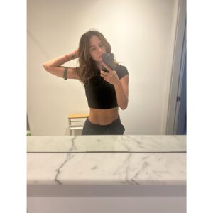 Génesis Rodríguez Instagram - It’s my entire personality now.