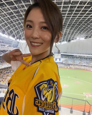 Genie Chuo Instagram - 演出前的自己
從球迷變成演唱者的進化🧬

2024/08/03  in 台北大巨蛋